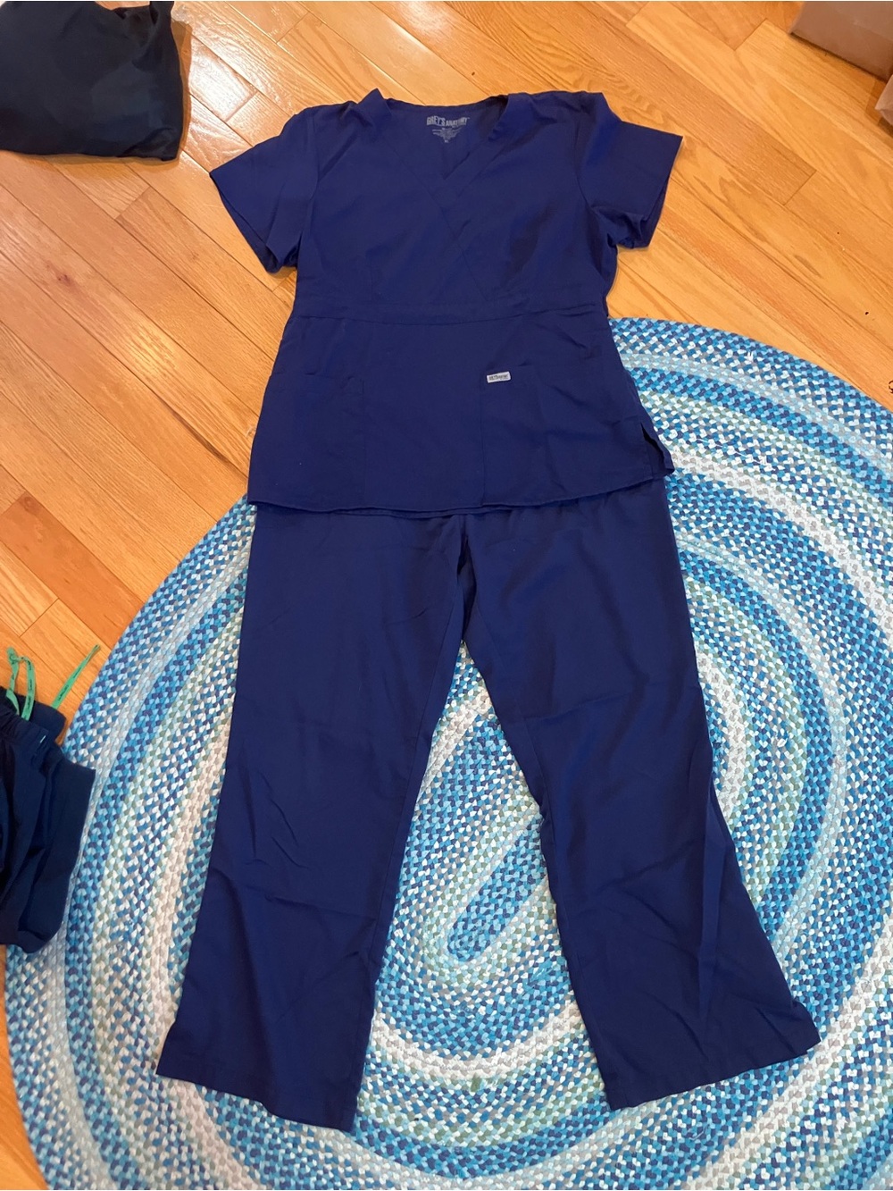 Navy XL greys anatomy scrubs set